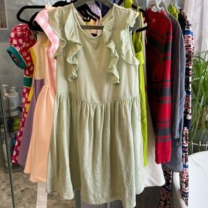Mint green play dress.  Size Medium for girls / evsie
